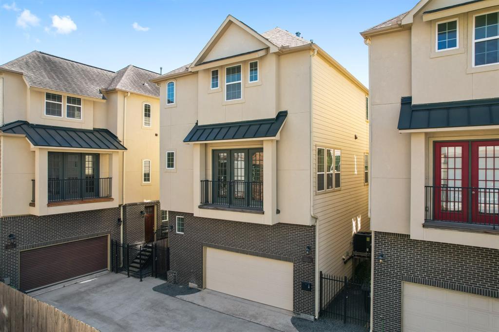 Foto principal - 5525 Petty St