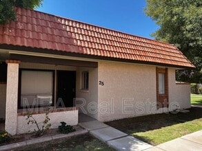 Building Photo - 195 N Cottonwood St