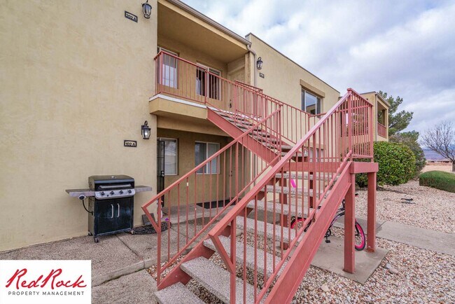 Foto del edificio - Dog Friendly! Great 2 Bedroom, 2 Bathroom ...