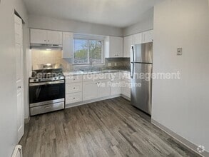 Building Photo - 2422 36th St SW