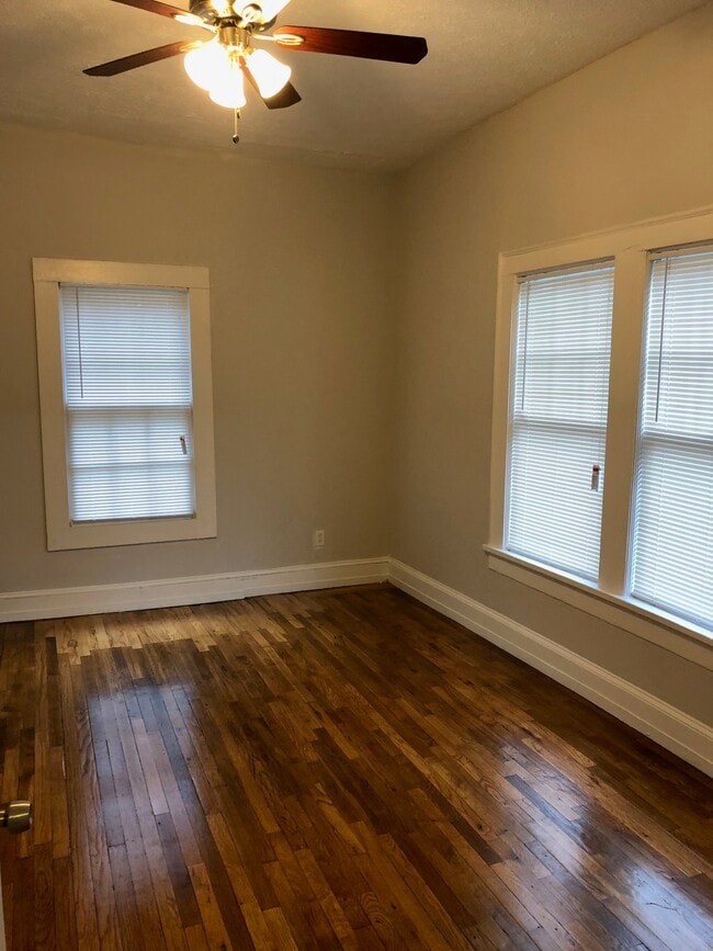 Building Photo - Highland Manor