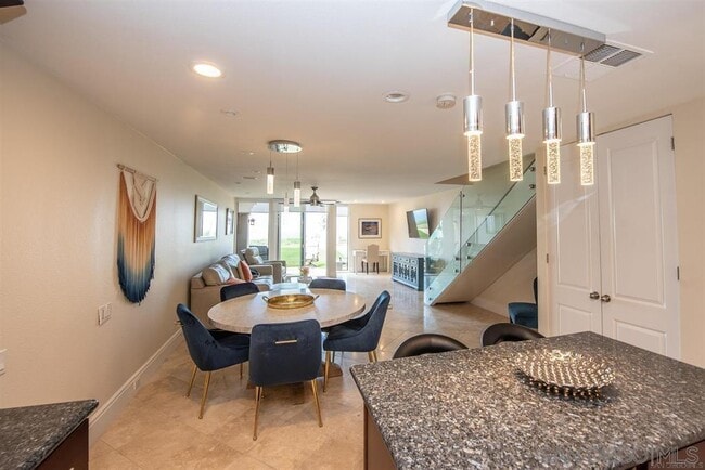 Building Photo - 920 Sealane Dr