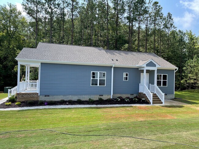 Foto del edificio - 220 Curry Dr