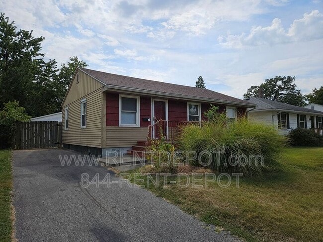 Building Photo - 2821 Taylor Ave
