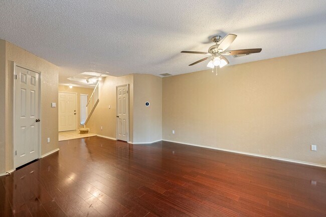 Foto del edificio - Beautiful North Austin Home