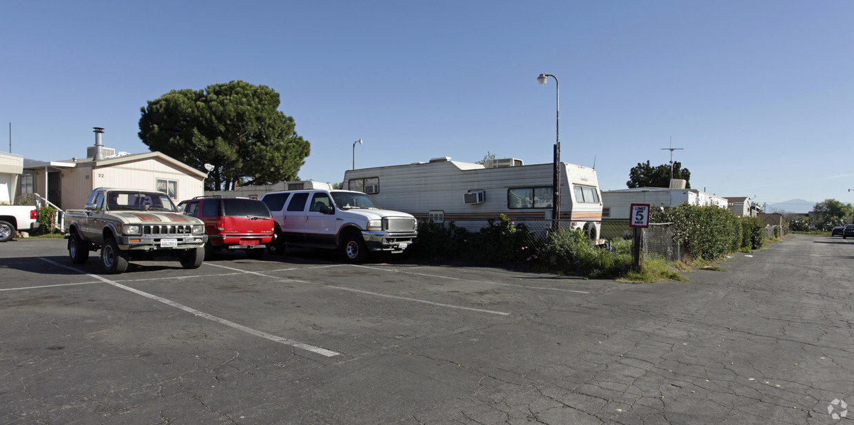 Foto del edificio - Aloha Mobile Home Park