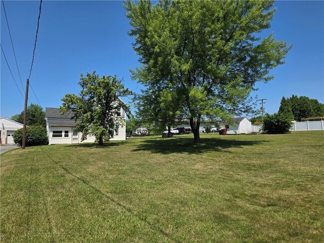 Building Photo - 5166 Springmill Rd