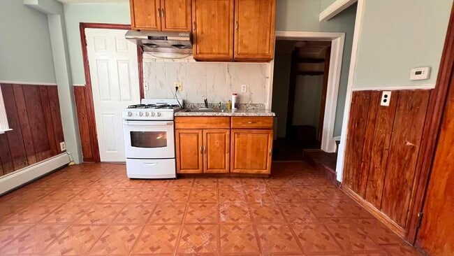 Building Photo - 43 Quarry St