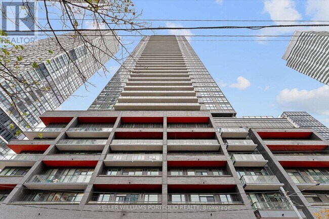 Photo du bâtiment - 159 Dundas St E