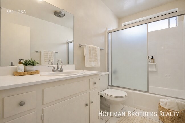 Foto del edificio - 1036 S Wooster St