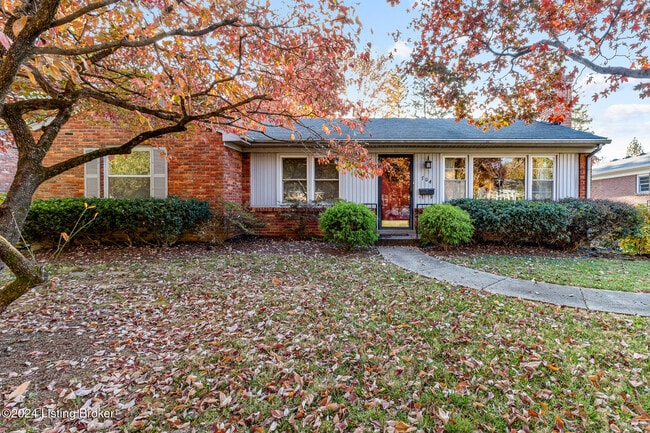 Foto del edificio - 704 Indian Ridge Rd