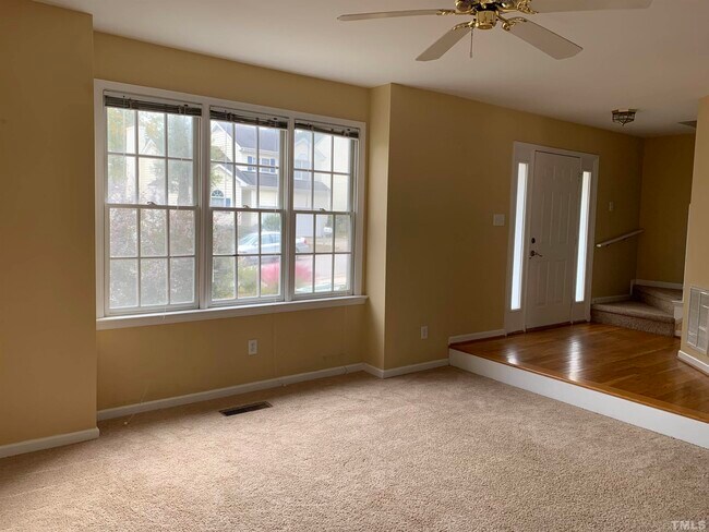 Building Photo - 100 Westwind Ct