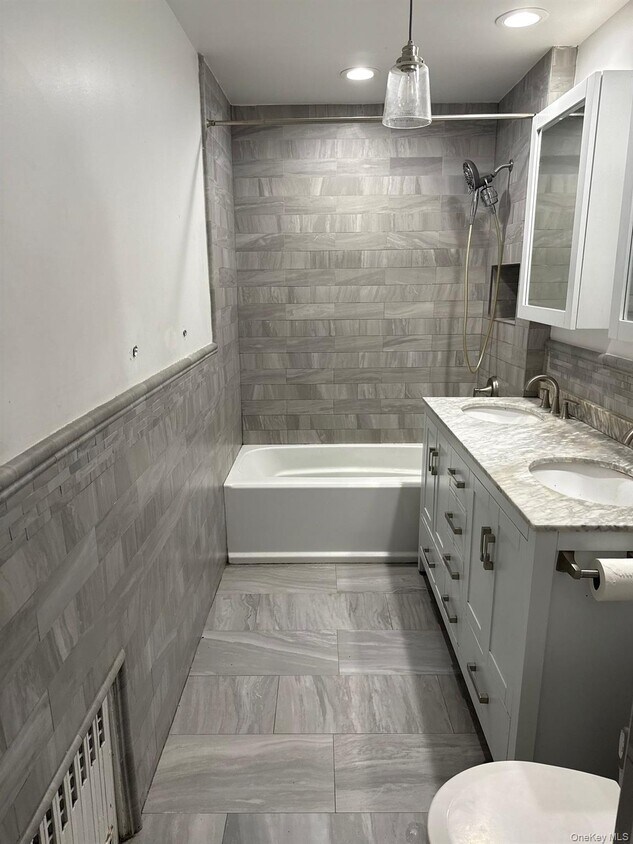 Foto principal - 78-35 83rd St