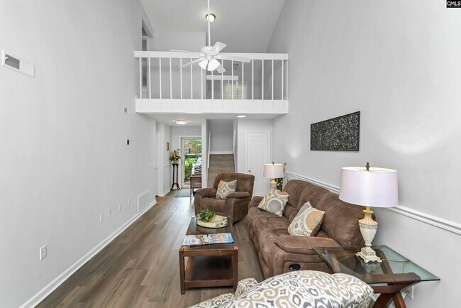 Foto del edificio - 167 West Ct