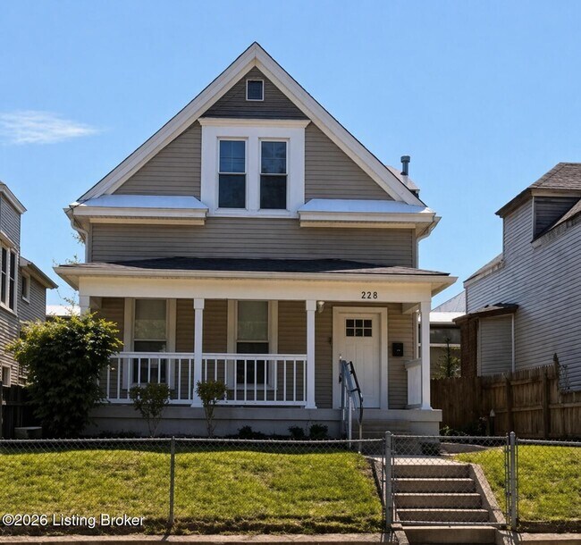 Building Photo - 228 E Burnett Ave