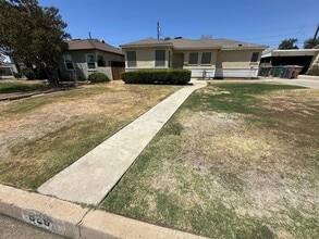 Building Photo - 626 Charlana Dr