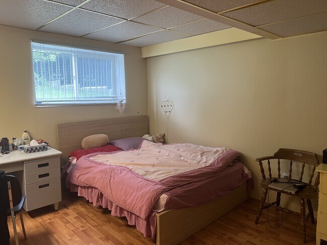 Photo du bâtiment - 4849 Harken Dr