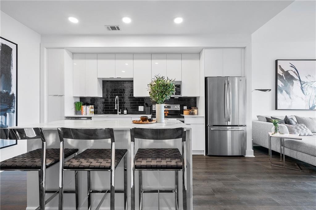 Foto principal - 1777 Peachtree Rd NE