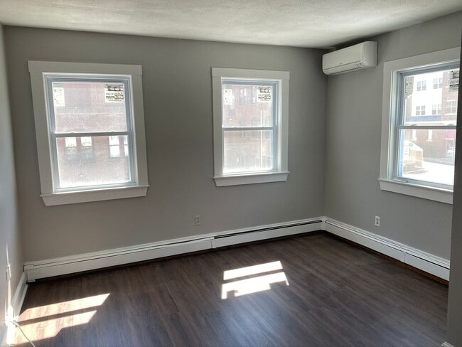 Photo - Rantoul Street Apartment