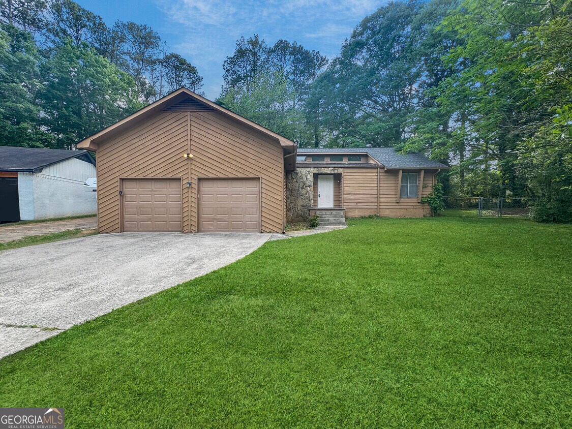 Foto principal - 9047 Hamilton Ct