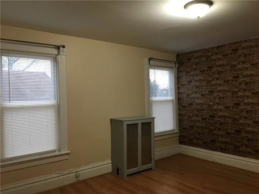 Foto del edificio - 205 Cedar Ave