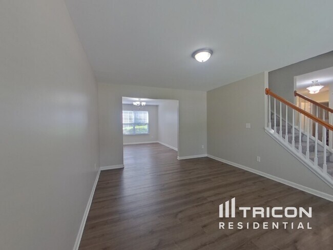 Foto del edificio - 2496 Ivy Creek Frd
