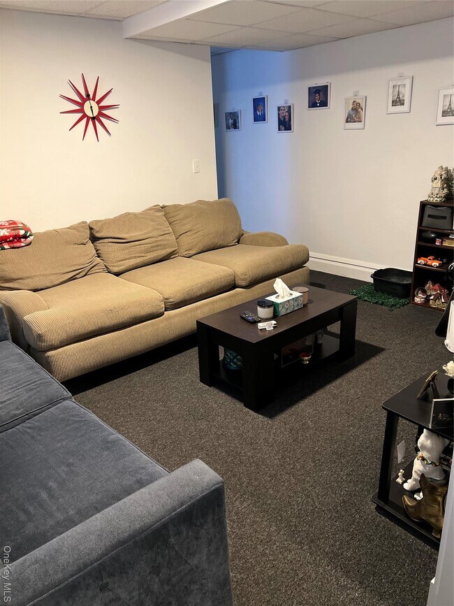 Building Photo - 53 Gleneida Ave