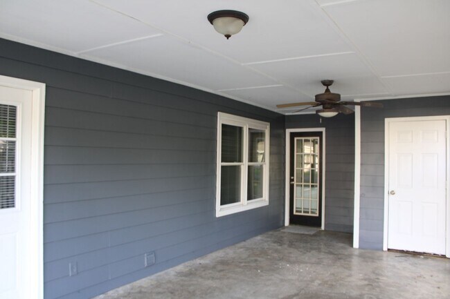 Foto del edificio - 3 bed, 2 bath home in Helena