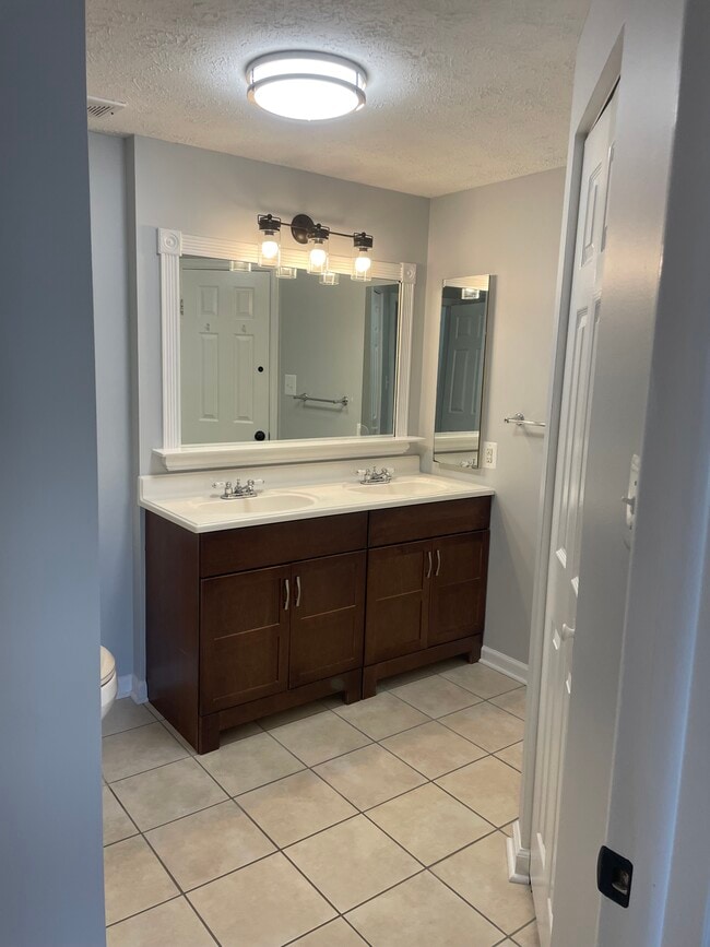 Bathroom - 804 Stratford Way