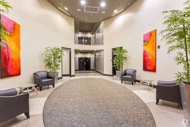 Lobby Photo - Camden Brickell