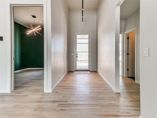 Foto del edificio - 25198 Scarlett St