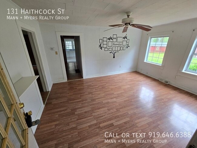 Foto del edificio - 131 Haithcock St