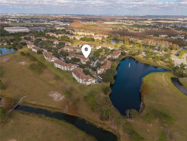 Foto del edificio - 13838 Fairway Island Dr