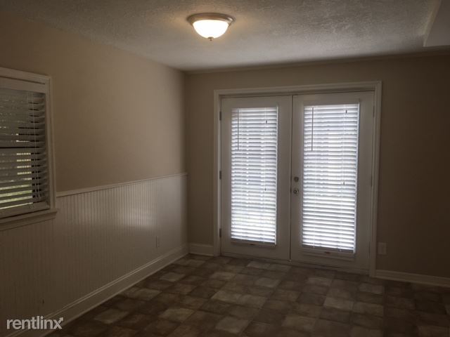 Building Photo - 3 br, 1.5 bath House - 11225 PRINCESSA LN