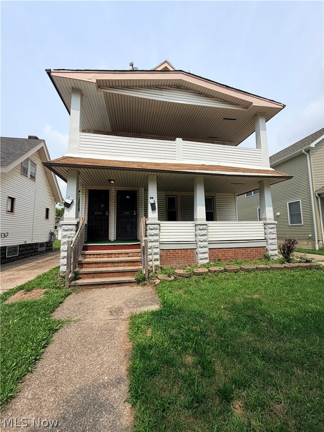 Building Photo - 11721 Hamlen Ave