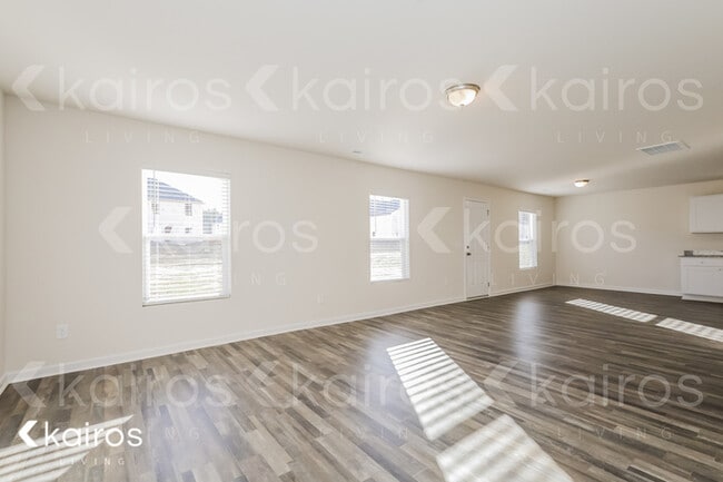 Building Photo - 157 E Boulder Rd.