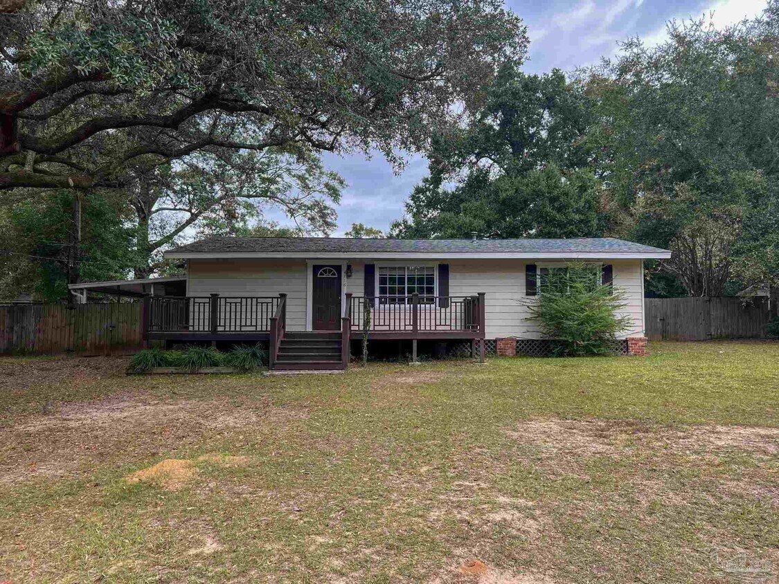 4116 Riddle St, Milton, FL 32571 House Rental in Milton, FL