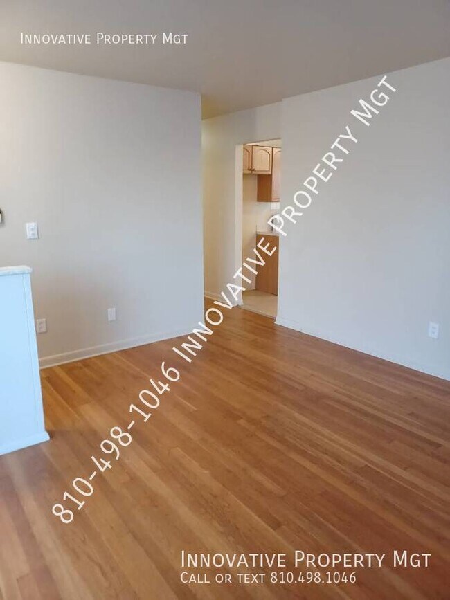 Building Photo - Cozy Up in this 3-bedroom home with wood f...