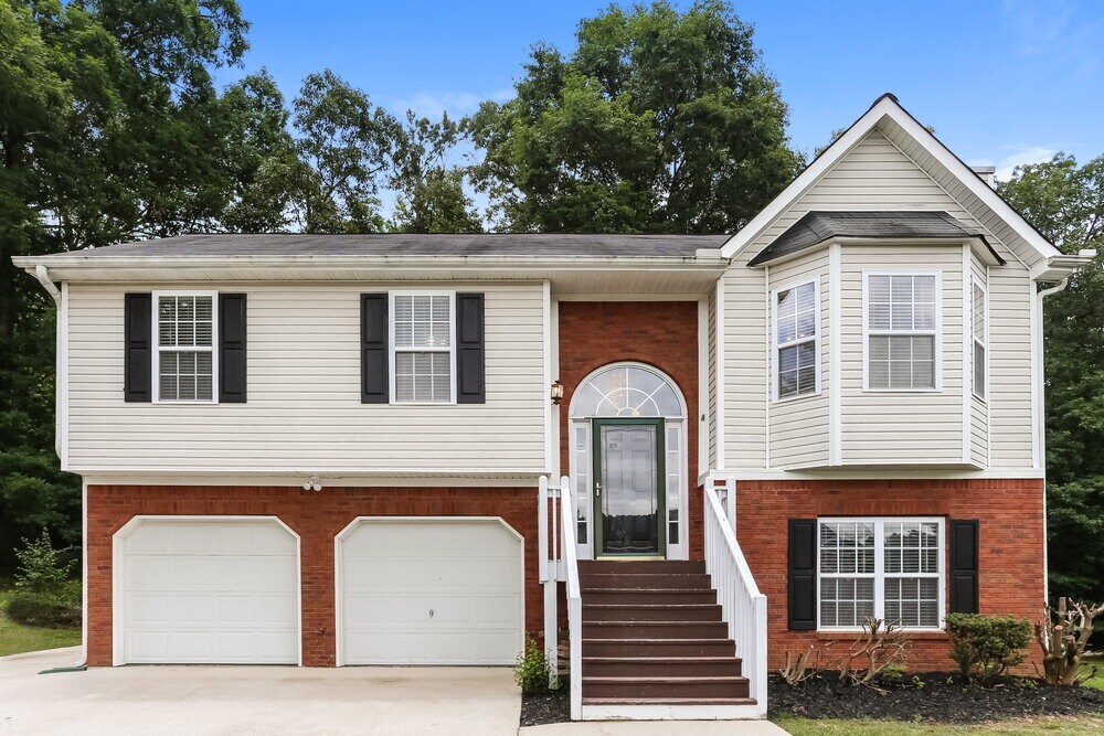 Foto principal - 7823 Cambridge Dr