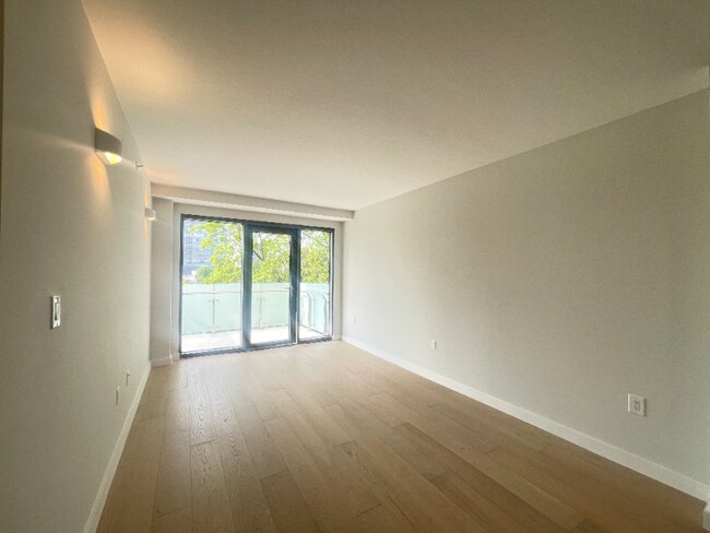 Foto del edificio - 13680 41st Ave