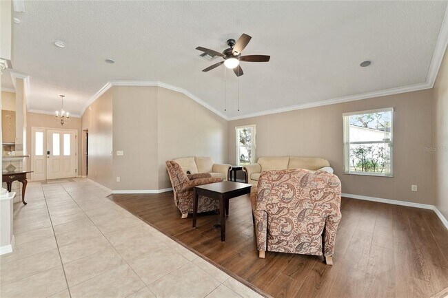 Foto del edificio - 1205 Bower Ln