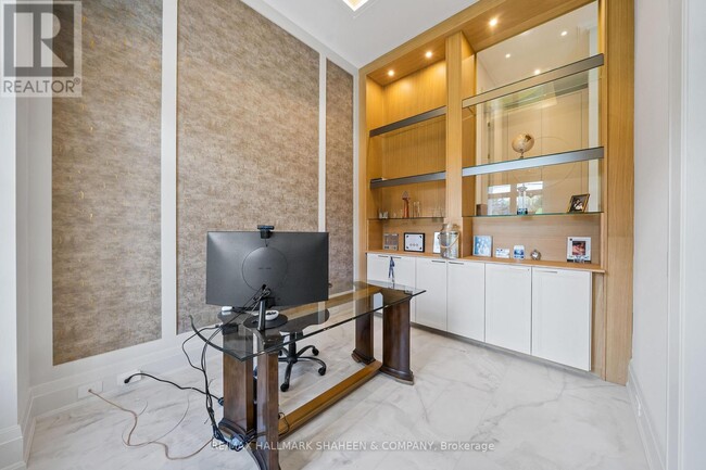 Building Photo - 20 Burleigh Heights Dr