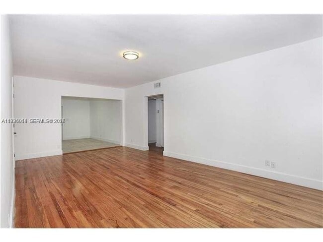 Building Photo - 1125 9th St