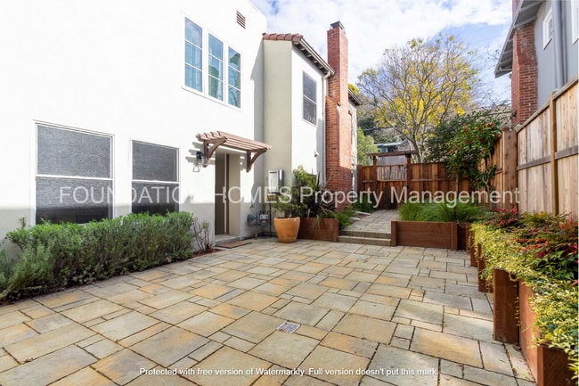 Building Photo - 1 br, 1 bath House - 251 C Street Unit A