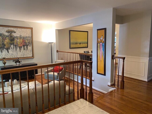 Foto del edificio - 10803 Brewer House Rd