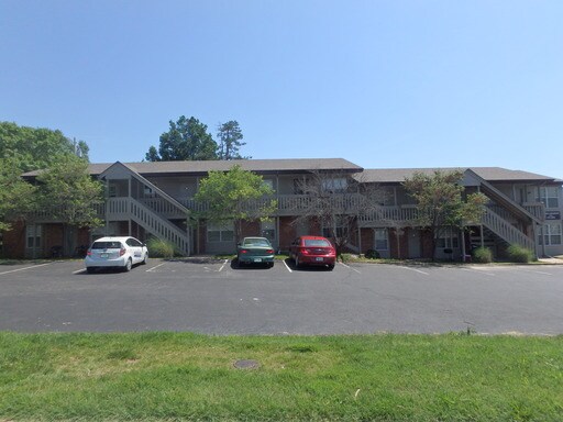 Building Photo - 2408 Whitegate Dr