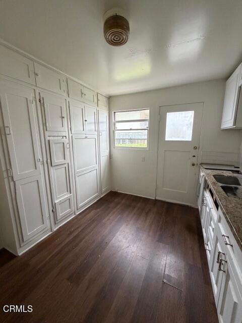 Foto del edificio - 68 N Fir St