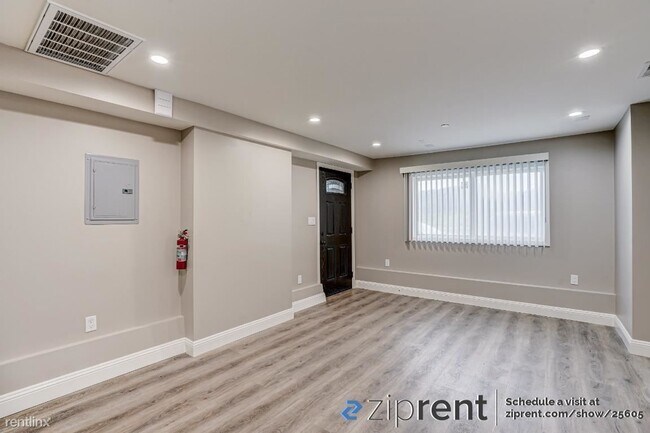 Foto del edificio - 2 br, 2 bath Triplex - 2466 Great Hwy, San...