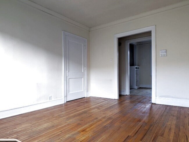 Foto del edificio - 2332 N Spaulding Ave