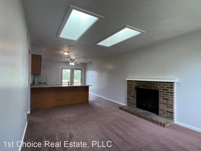 Building Photo - 2 br, 1 bath House - 714 Peachtree Place